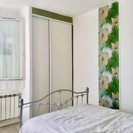 アパート De Charme A Sous Bois 42 M² Parking Inclus *