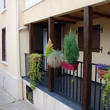 De Charme A Sous Bois 42 M² Parking Inclus