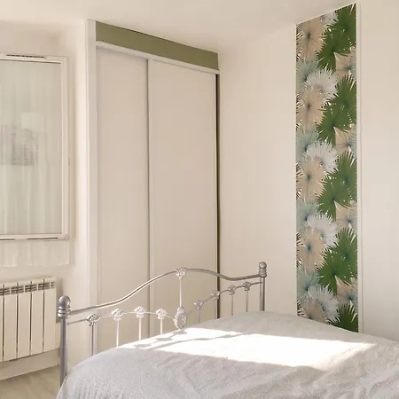 Cosy A 42 M² Avec Parking * Rosny-sous-Bois